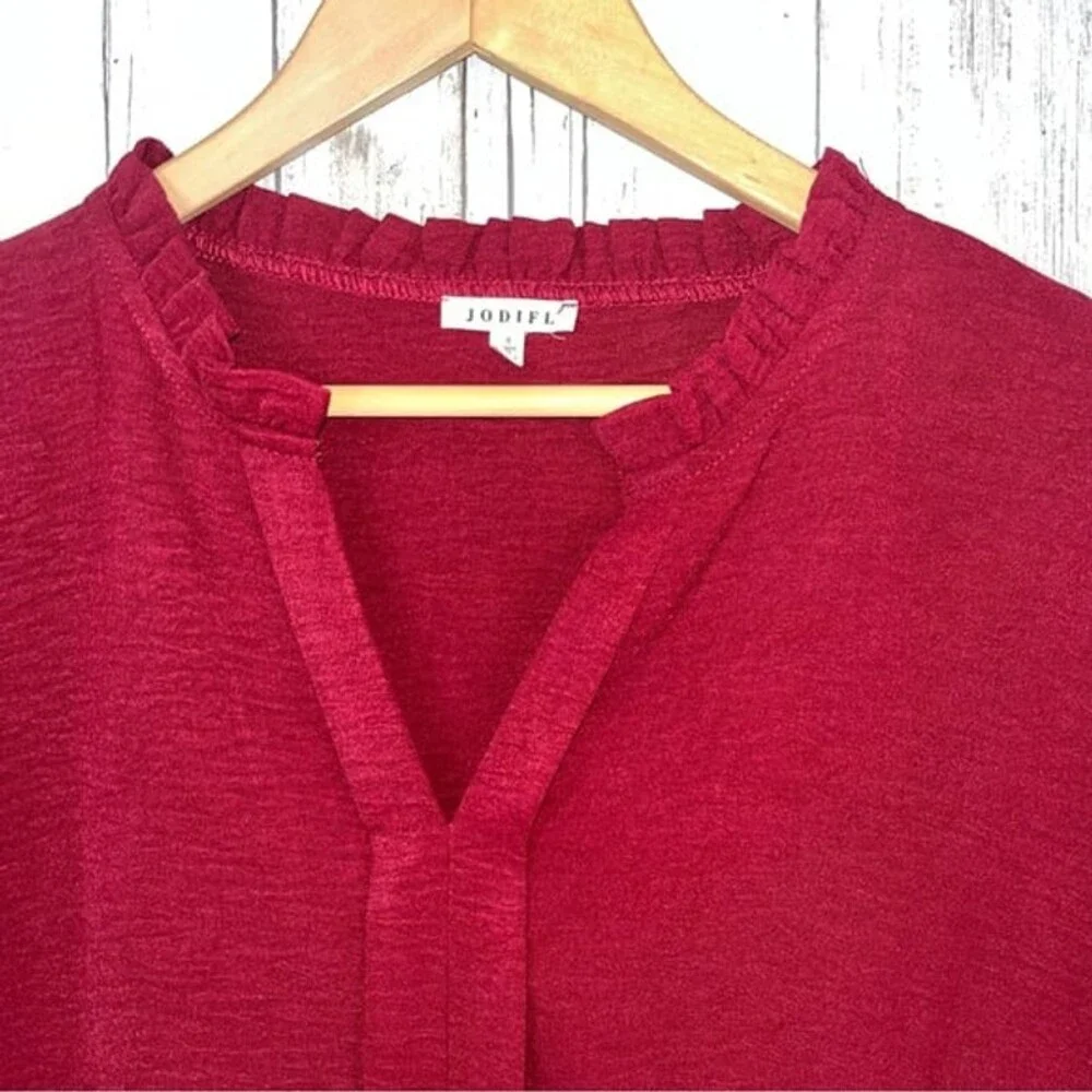 Jodifl Red V Neck Popover Oversized Blouse Women’s Small - Picture 3 of 3